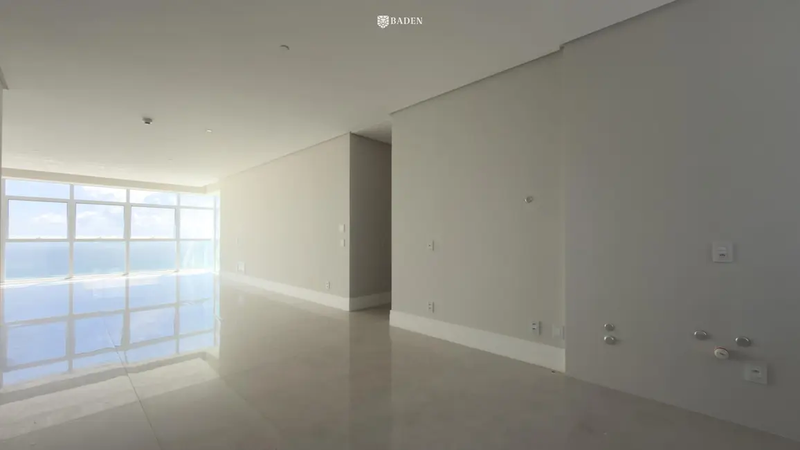 Foto 6 de Apartamento com 4 quartos à venda, 198m2 em Balneario Camboriu - SC