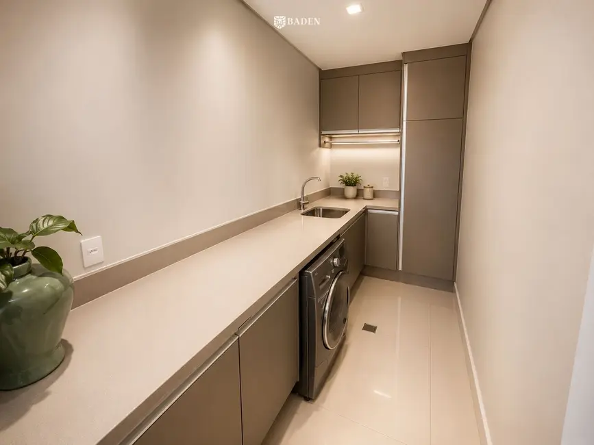 Apartamento com 3 quartos à venda, 297m2 em Centro, Balneario Camboriu - SC - imagem 7 Foto 7 de Apartamento com 3 quartos à venda, 297m2 em Centro, Balneario Camboriu - SC