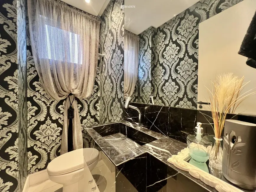 Foto 5 de Apartamento com 4 quartos para alugar, 143m2 em Centro, Balneario Camboriu - SC