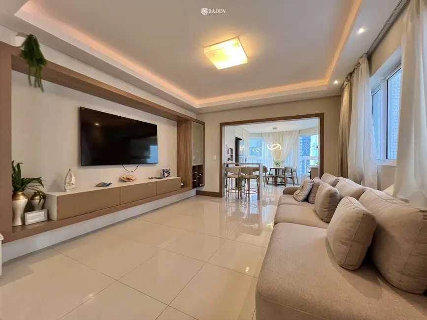 Foto 7 de Apartamento com 4 quartos para alugar, 143m2 em Centro, Balneario Camboriu - SC