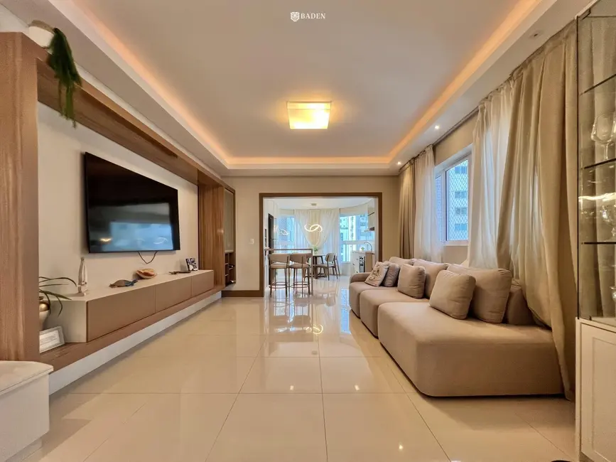 Foto 6 de Apartamento com 4 quartos para alugar, 143m2 em Centro, Balneario Camboriu - SC