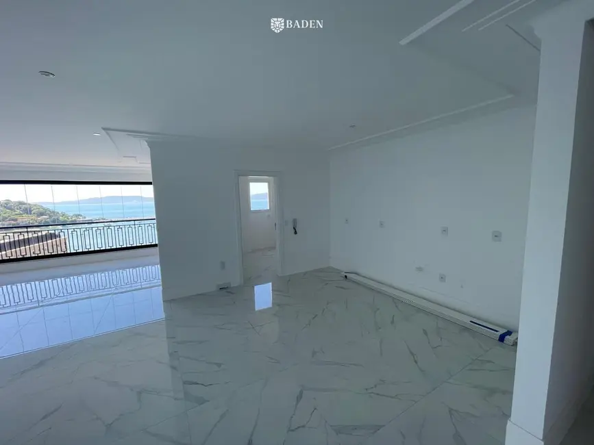Foto 4 de Apartamento com 4 quartos à venda, 198m2 em Itapema - SC