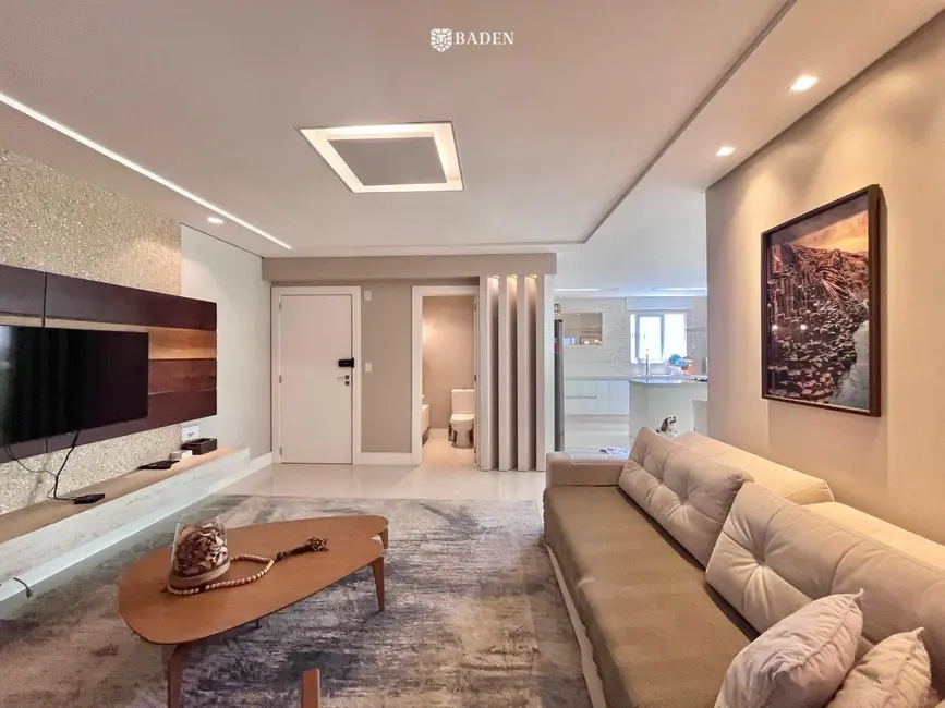 Apartamento com 4 quartos à venda, 151m2 em Centro, Balneario Camboriu - SC - imagem 2 Foto 2 de Apartamento com 4 quartos à venda, 151m2 em Centro, Balneario Camboriu - SC