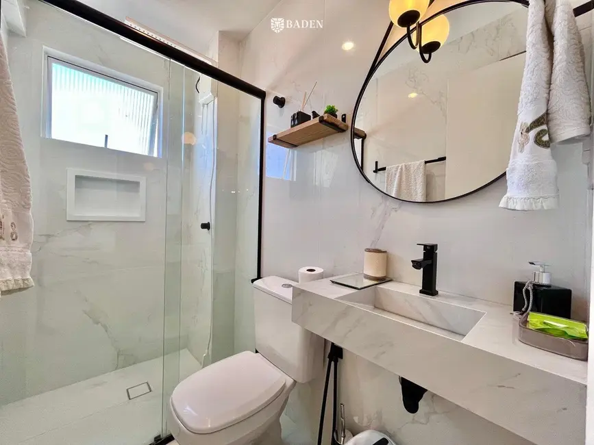 Apartamento com 2 quartos à venda, 82m2 em Centro, Balneario Camboriu - SC - imagem 4 Foto 4 de Apartamento com 2 quartos à venda, 82m2 em Centro, Balneario Camboriu - SC