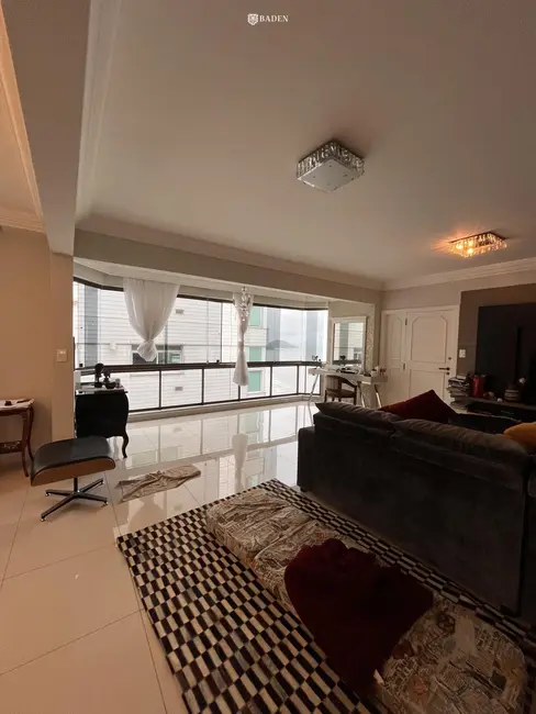 Foto 1 de Apartamento com 3 quartos à venda, 210m2 em Centro, Balneario Camboriu - SC