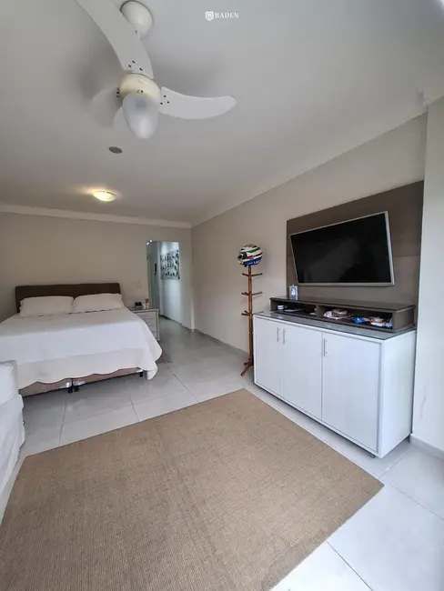 Apartamento com 1 quarto à venda, 80m2 em Centro, Balneario Camboriu - SC - imagem 1 Foto 1 de Apartamento com 1 quarto à venda, 80m2 em Centro, Balneario Camboriu - SC