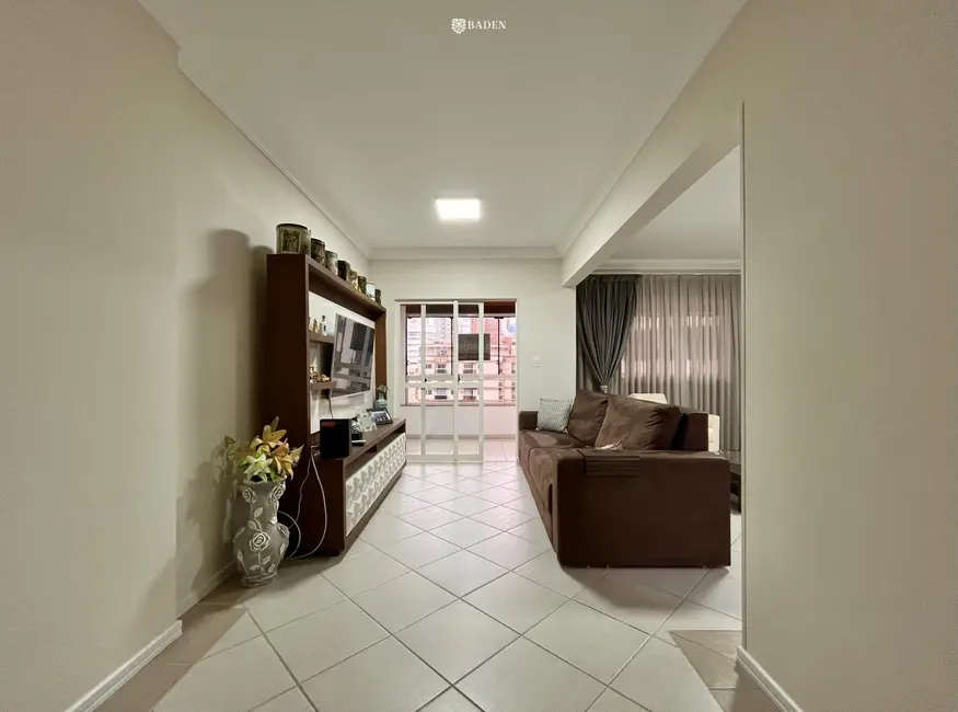 Apartamento com 3 quartos à venda, 207m2 em Centro, Balneario Camboriu - SC - imagem 5 Foto 5 de Apartamento com 3 quartos à venda, 207m2 em Centro, Balneario Camboriu - SC