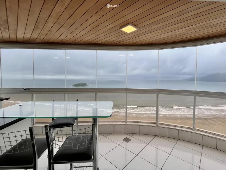 Apartamento com 2 quartos à venda, 102m2 em Centro, Balneario Camboriu - SC - imagem 9 Foto 9 de Apartamento com 2 quartos à venda, 102m2 em Centro, Balneario Camboriu - SC