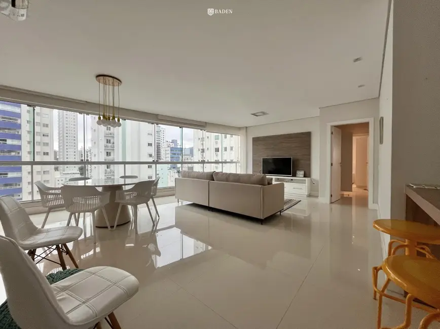Apartamento com 3 quartos à venda, 125m2 em Pioneiros, Balneario Camboriu - SC - imagem 2 Foto 2 de Apartamento com 3 quartos à venda, 125m2 em Pioneiros, Balneario Camboriu - SC