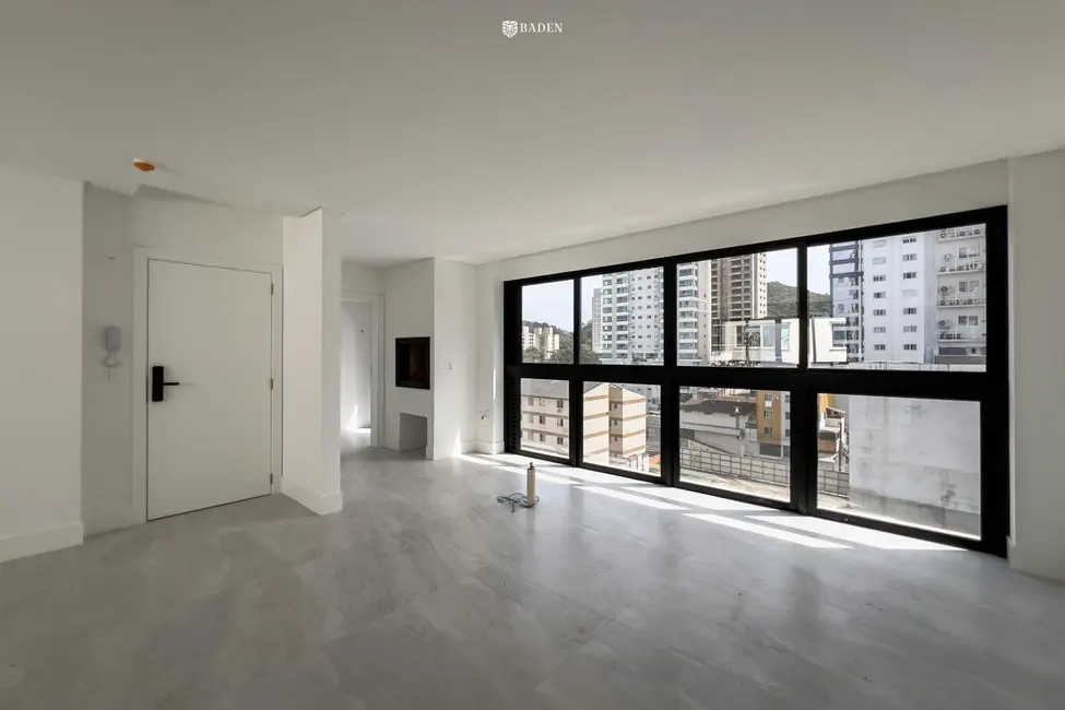Foto 1 de Apartamento com 3 quartos à venda, 110m2 em Pioneiros, Balneario Camboriu - SC