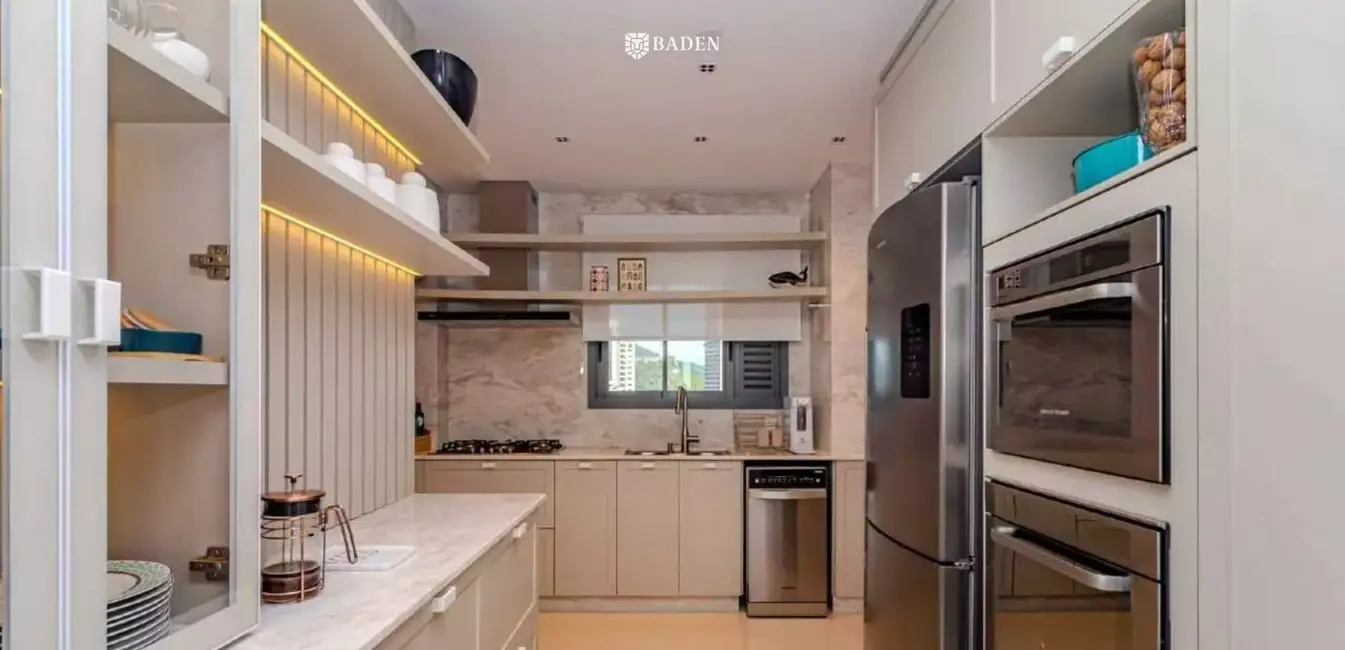 Apartamento com 4 quartos à venda, 182m2 em Centro, Balneario Camboriu - SC - imagem 6 Foto 6 de Apartamento com 4 quartos à venda, 182m2 em Centro, Balneario Camboriu - SC