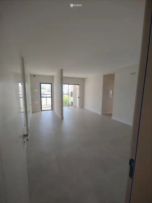 Apartamento com 2 quartos à venda, 64m2 em Balneario Camboriu - SC - imagem 2 Foto 2 de Apartamento com 2 quartos à venda, 64m2 em Balneario Camboriu - SC