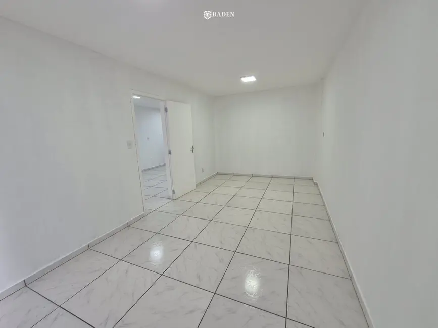Apartamento com 1 quarto à venda, 70m2 em Centro, Balneario Camboriu - SC - imagem 4 Foto 4 de Apartamento com 1 quarto à venda, 70m2 em Centro, Balneario Camboriu - SC