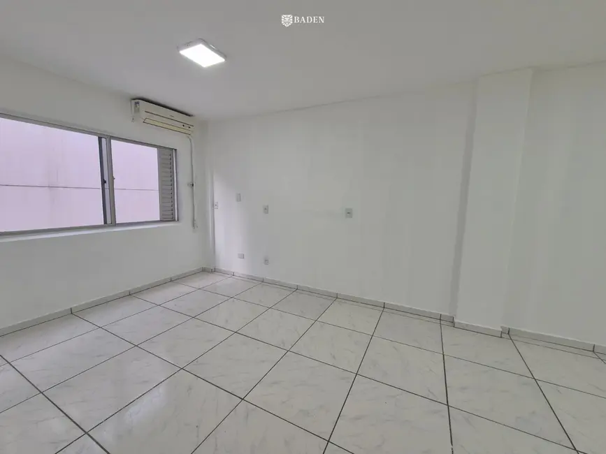 Apartamento com 1 quarto à venda, 70m2 em Centro, Balneario Camboriu - SC - imagem 6 Foto 6 de Apartamento com 1 quarto à venda, 70m2 em Centro, Balneario Camboriu - SC