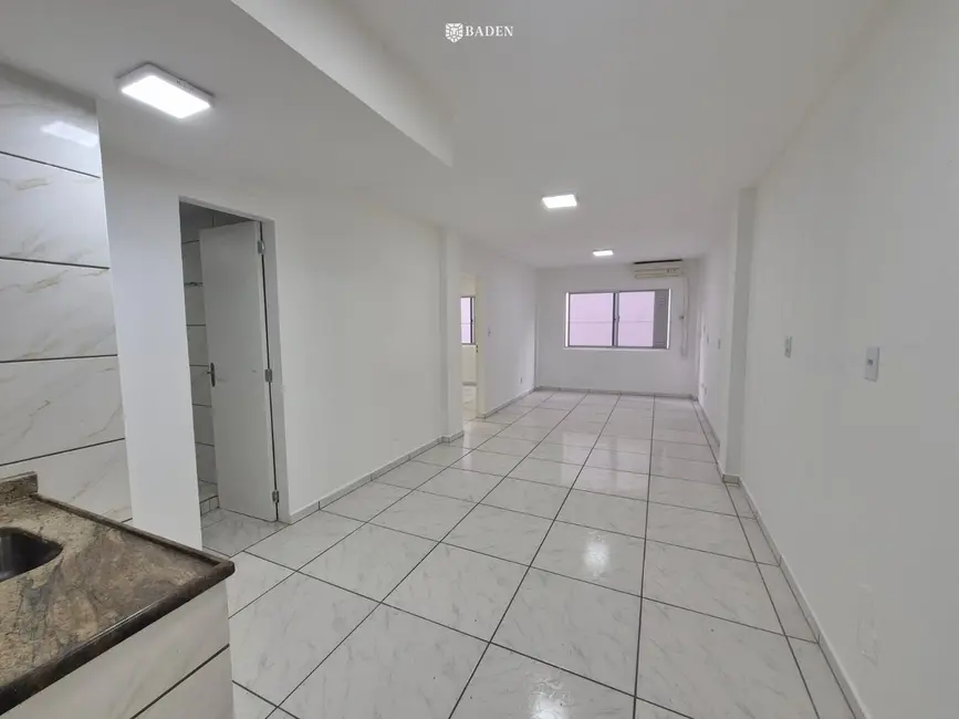 Apartamento com 1 quarto à venda, 70m2 em Centro, Balneario Camboriu - SC - imagem 1 Foto 1 de Apartamento com 1 quarto à venda, 70m2 em Centro, Balneario Camboriu - SC