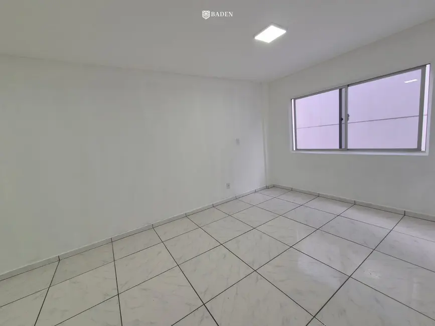 Apartamento com 1 quarto à venda, 70m2 em Centro, Balneario Camboriu - SC - imagem 7 Foto 7 de Apartamento com 1 quarto à venda, 70m2 em Centro, Balneario Camboriu - SC