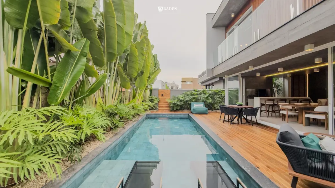 Foto 7 de Casa com 3 quartos à venda, 366m2 em Balneario Camboriu - SC