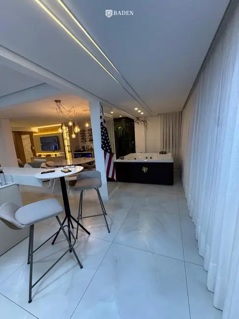Foto 9 de Apartamento com 4 quartos à venda, 180m2 em Centro, Balneario Camboriu - SC
