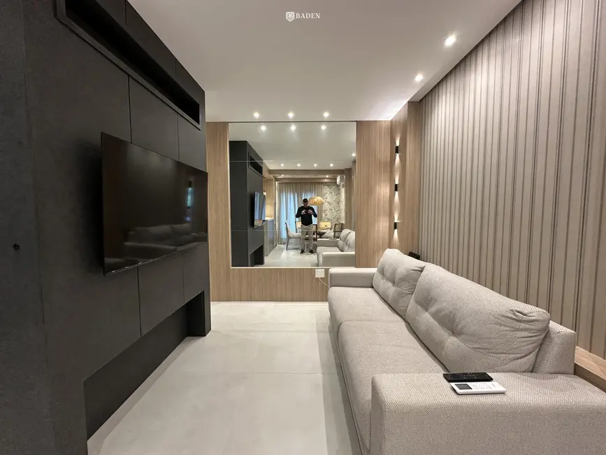 Apartamento com 2 quartos à venda, 67m2 em Praia dos Amores, Balneario Camboriu - SC - imagem 1 Foto 1 de Apartamento com 2 quartos à venda, 67m2 em Praia dos Amores, Balneario Camboriu - SC