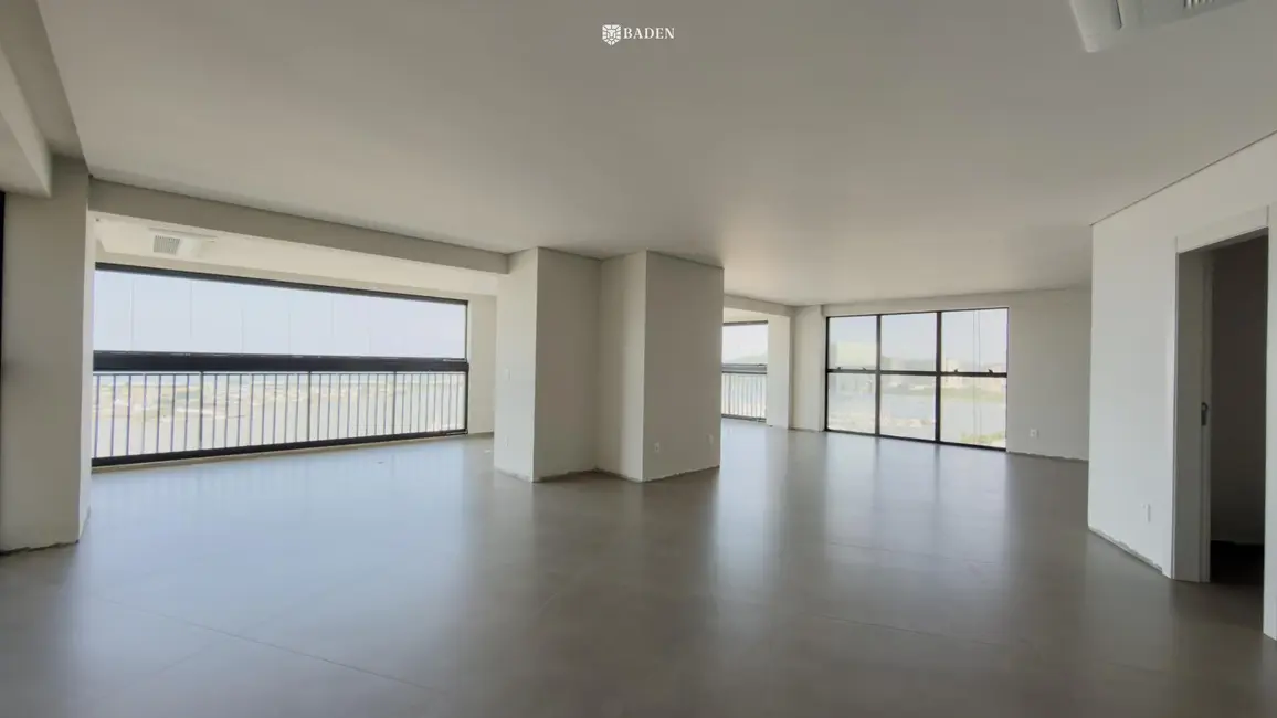 Apartamento com 4 quartos à venda, 312m2 em Centro, Itajai - SC - imagem 4 Foto 4 de Apartamento com 4 quartos à venda, 312m2 em Centro, Itajai - SC