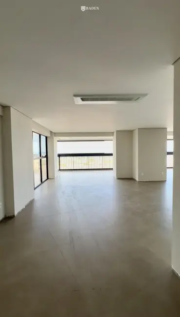 Foto 1 de Apartamento com 4 quartos à venda, 311m2 em Centro, Itajai - SC