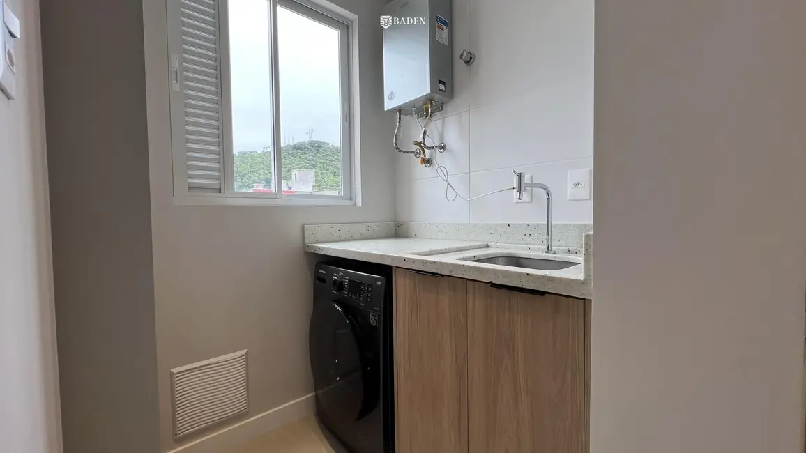 Foto 6 de Apartamento com 2 quartos à venda, 61m2 em Nações, Balneario Camboriu - SC