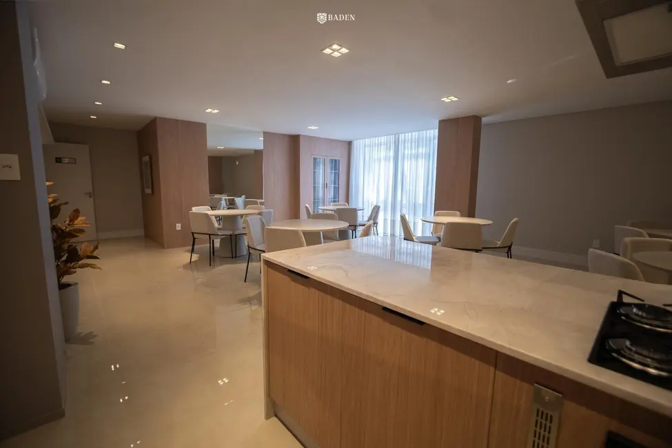 Apartamento com 2 quartos à venda, 64m2 em Nações, Balneario Camboriu - SC - imagem 8 Foto 8 de Apartamento com 2 quartos à venda, 64m2 em Nações, Balneario Camboriu - SC