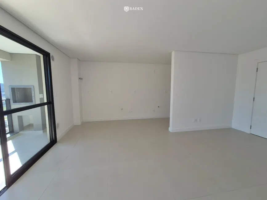 Apartamento com 2 quartos à venda, 73m2 em Camboriu - SC - imagem 2 Foto 2 de Apartamento com 2 quartos à venda, 73m2 em Camboriu - SC