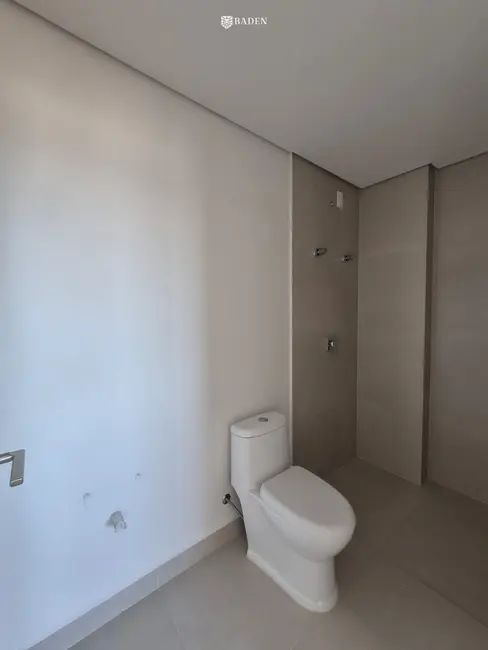 Apartamento com 2 quartos à venda, 73m2 em Camboriu - SC - imagem 9 Foto 9 de Apartamento com 2 quartos à venda, 73m2 em Camboriu - SC