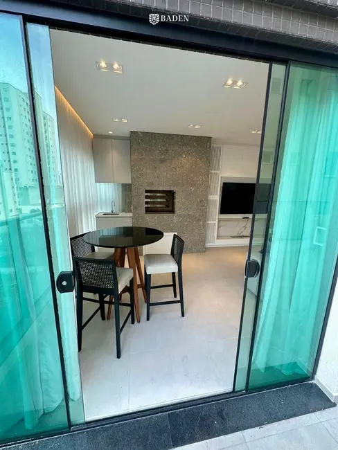 Foto 4 de Apartamento com 3 quartos à venda, 116m2 em Meia Praia, Itapema - SC