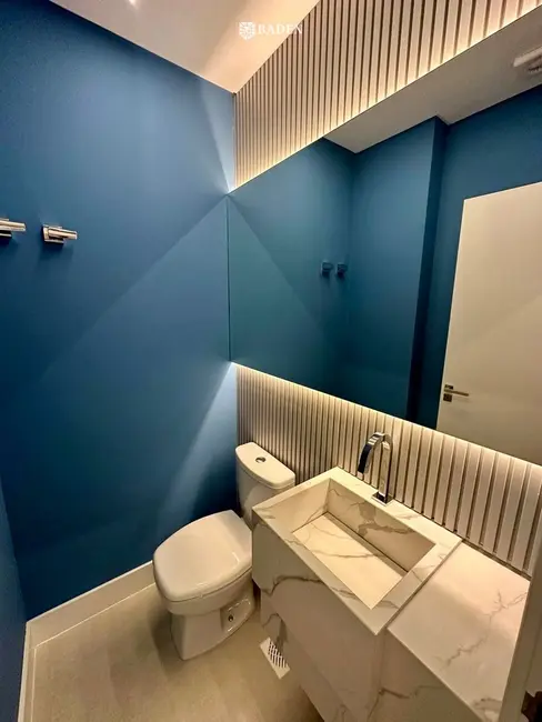 Foto 9 de Apartamento com 3 quartos à venda, 116m2 em Meia Praia, Itapema - SC