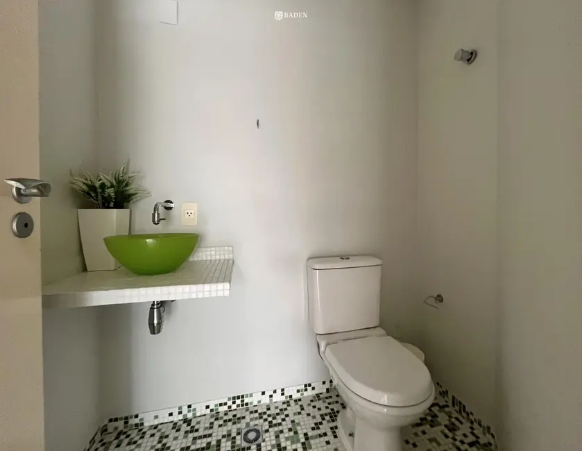 Foto 6 de Apartamento com 3 quartos para alugar, 124m2 em Pioneiros, Balneario Camboriu - SC