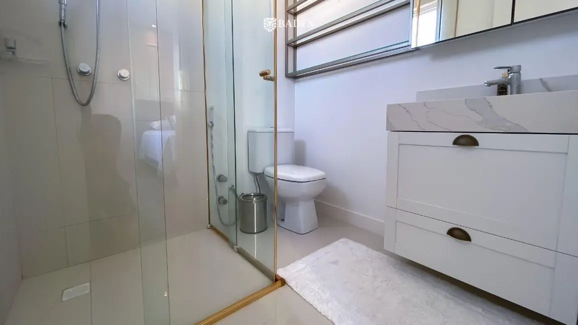 Apartamento com 3 quartos à venda, 118m2 em Centro, Balneario Camboriu - SC - imagem 9 Foto 9 de Apartamento com 3 quartos à venda, 118m2 em Centro, Balneario Camboriu - SC