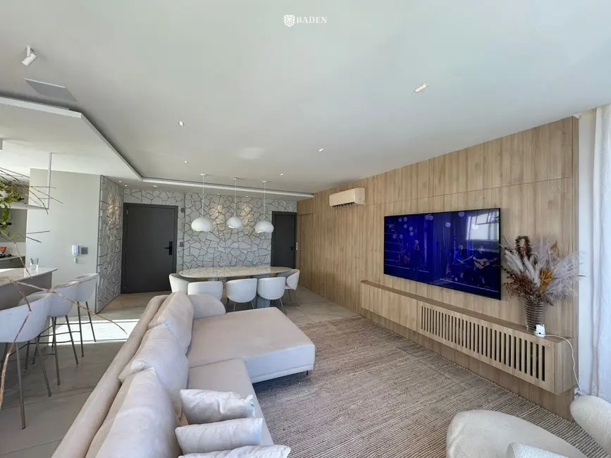 Foto 1 de Apartamento com 3 quartos à venda, 130m2 em Centro, Balneario Camboriu - SC