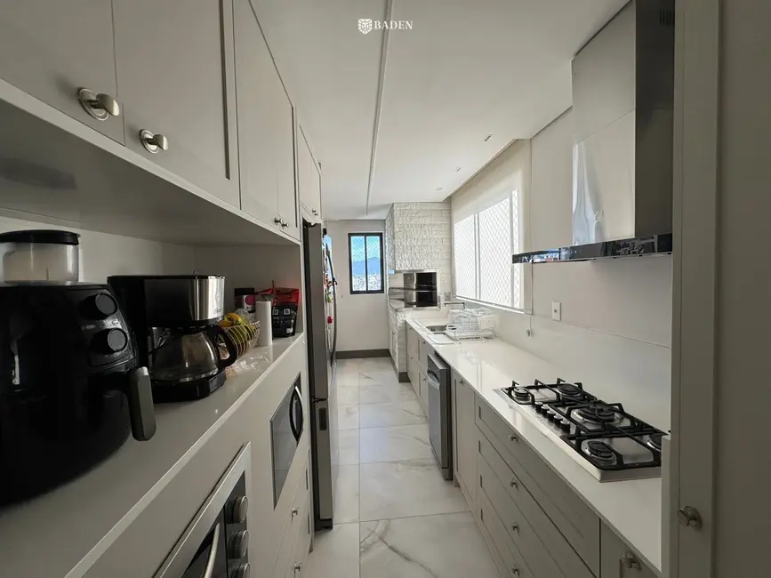 Foto 5 de Apartamento com 3 quartos à venda, 130m2 em Centro, Balneario Camboriu - SC
