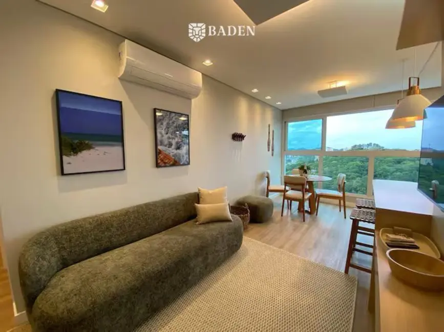 Foto 2 de Apartamento com 2 quartos à venda, 75m2 em Itajai - SC