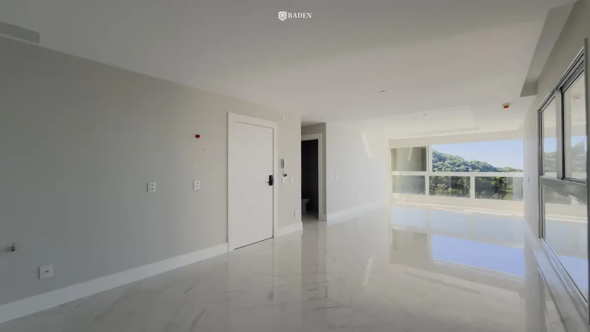 Foto 8 de Apartamento com 3 quartos à venda, 168m2 em Pioneiros, Balneario Camboriu - SC