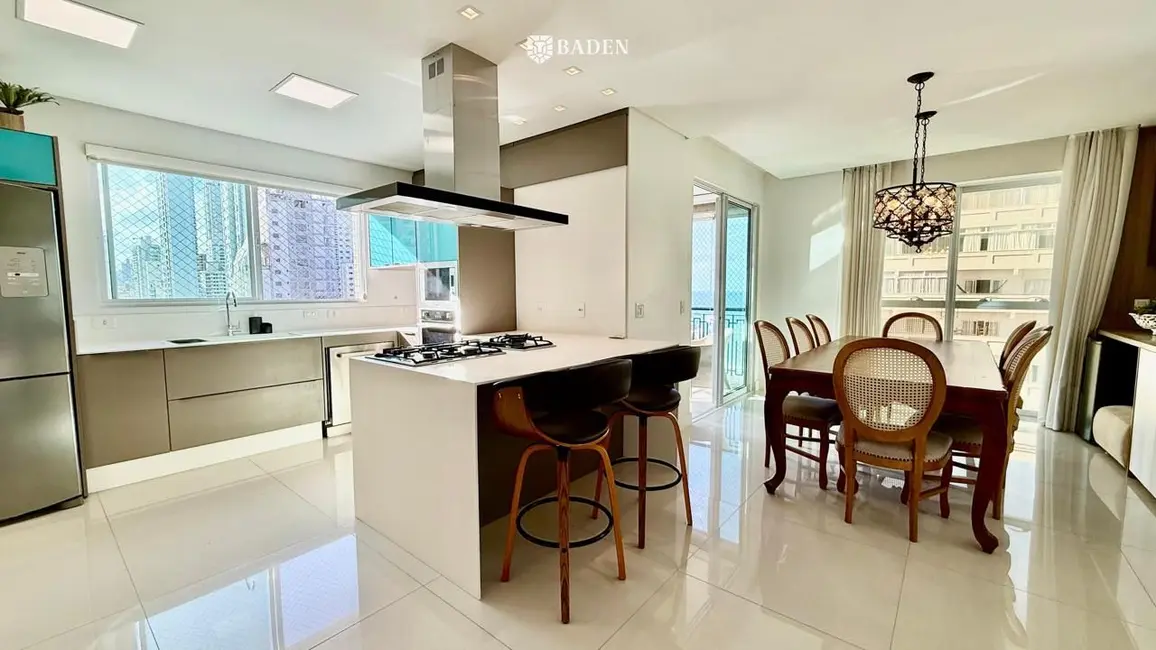 Apartamento com 4 quartos à venda, 161m2 em Balneario Camboriu - SC - imagem 2 Foto 2 de Apartamento com 4 quartos à venda, 161m2 em Balneario Camboriu - SC