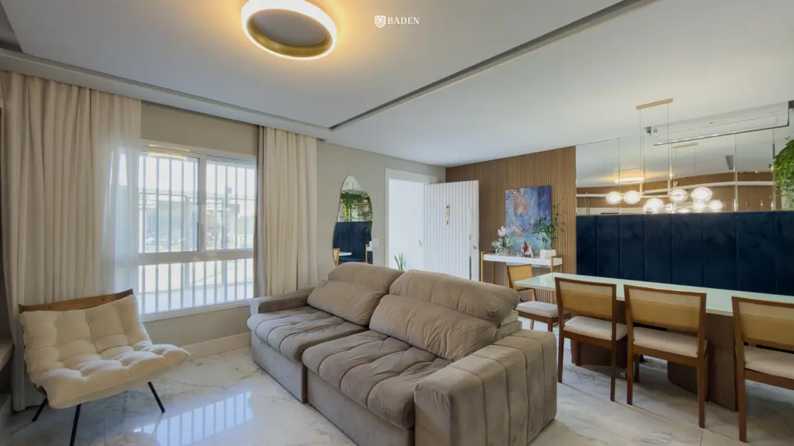 Foto 4 de Casa com 3 quartos à venda, 222m2 em Centro, Balneario Camboriu - SC