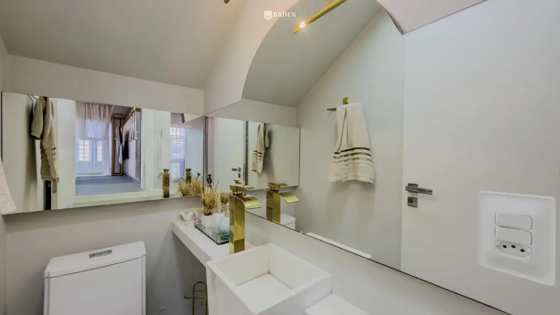 Foto 6 de Casa com 3 quartos à venda, 222m2 em Centro, Balneario Camboriu - SC