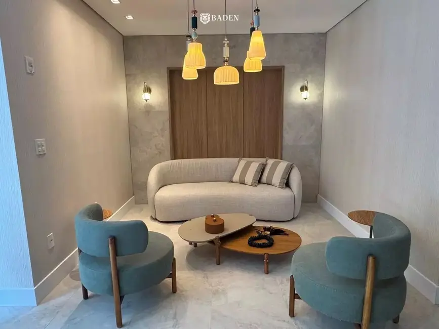 Foto 1 de Cobertura com 4 quartos à venda, 230m2 em Centro, Balneario Camboriu - SC