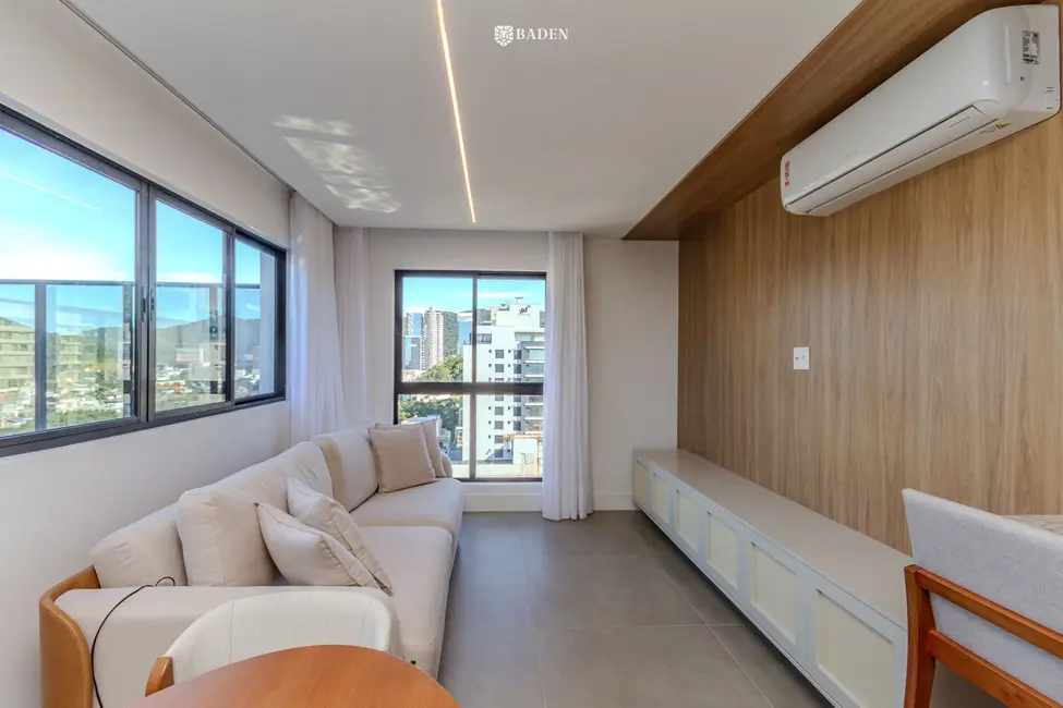 Foto 1 de Cobertura com 3 quartos à venda, 180m2 em Itajai - SC