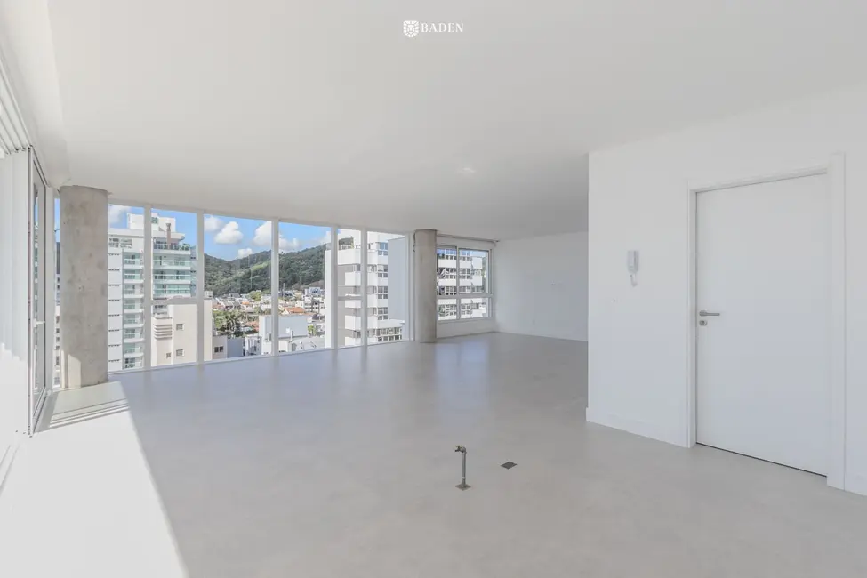 Apartamento com 3 quartos à venda, 176m2 em Itajai - SC - imagem 9 Foto 9 de Apartamento com 3 quartos à venda, 176m2 em Itajai - SC
