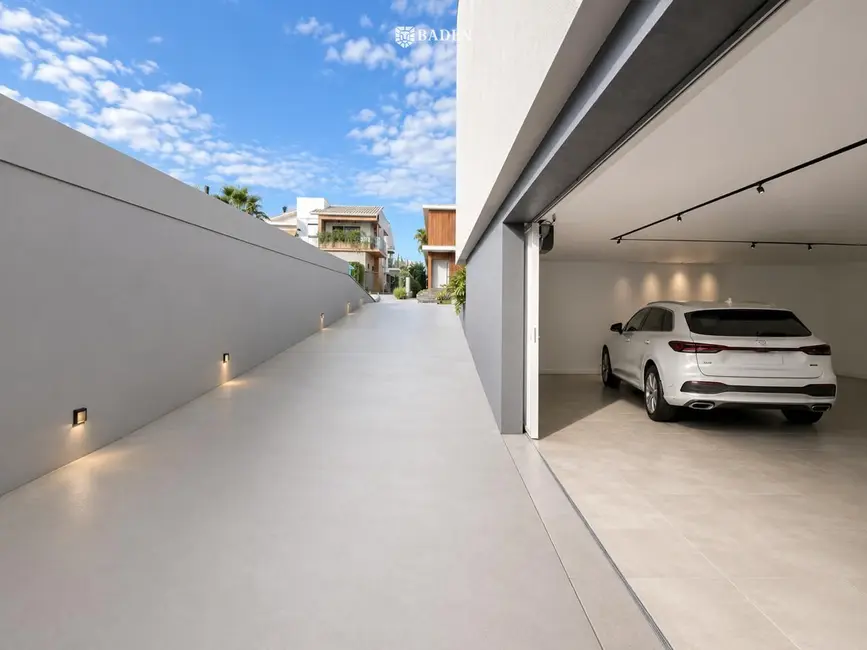 Foto 9 de Casa com 4 quartos à venda, 873m2 em Itajai - SC