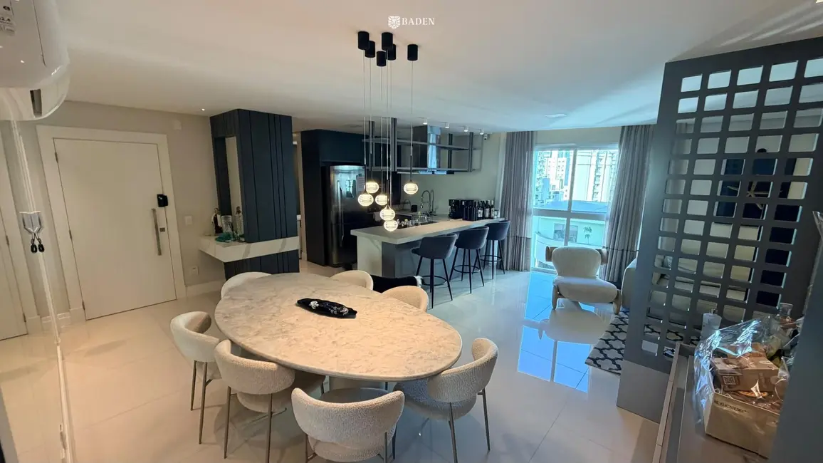 Foto 2 de Apartamento com 3 quartos à venda, 126m2 em Centro, Balneario Camboriu - SC