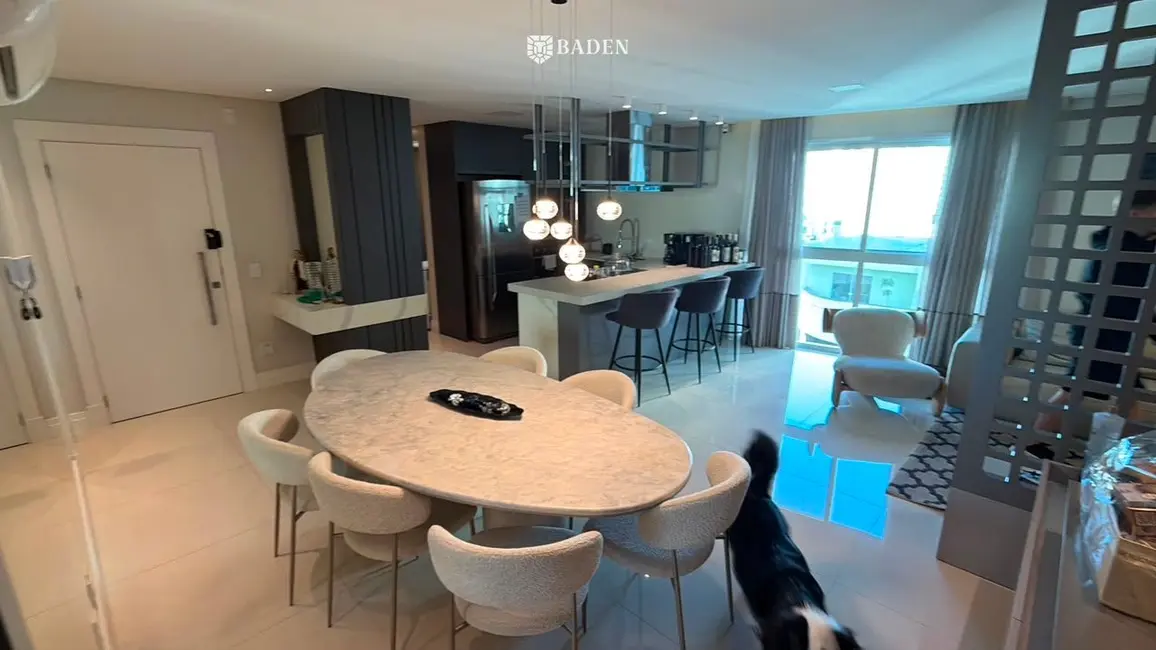 Foto 1 de Apartamento com 3 quartos à venda, 126m2 em Centro, Balneario Camboriu - SC