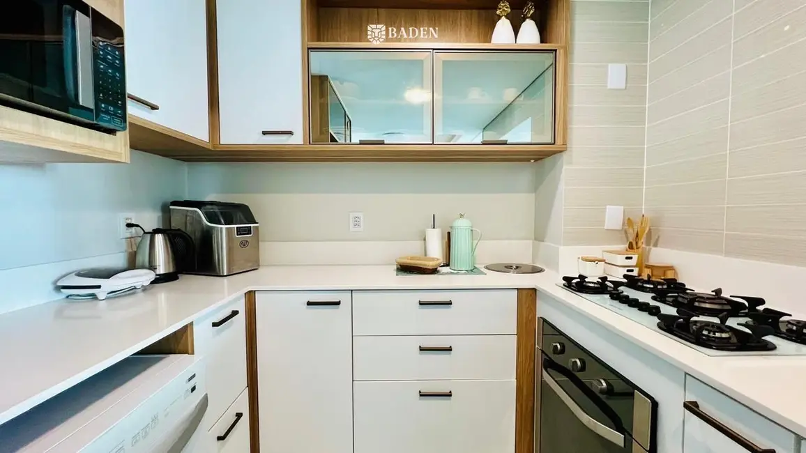 Foto 4 de Apartamento com 2 quartos para alugar, 91m2 em Pioneiros, Balneario Camboriu - SC