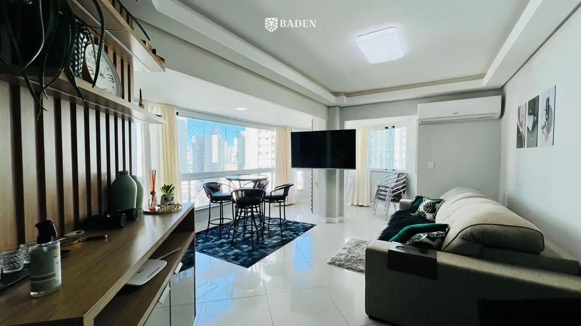 Foto 2 de Apartamento com 2 quartos para alugar, 91m2 em Pioneiros, Balneario Camboriu - SC