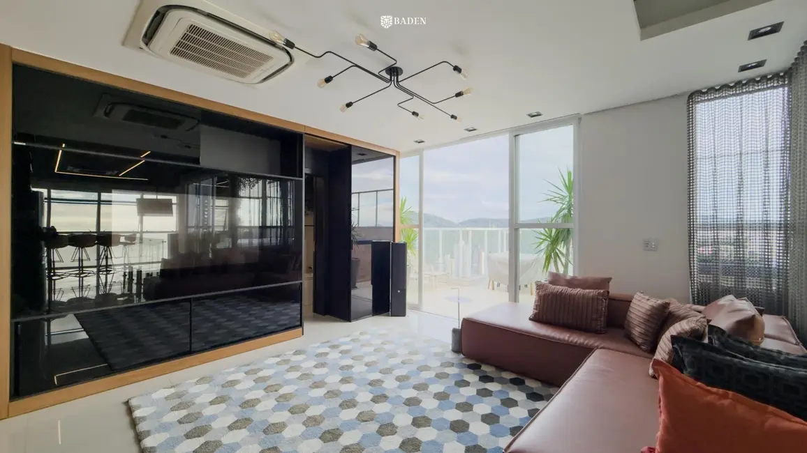 Foto 3 de Cobertura com 4 quartos à venda, 300m2 em Centro, Balneario Camboriu - SC