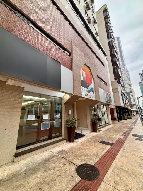 Sala Comercial com 1 quarto para alugar, 86m2 em Centro, Balneario Camboriu - SC - imagem 1 Foto 1 de Sala Comercial com 1 quarto para alugar, 86m2 em Centro, Balneario Camboriu - SC